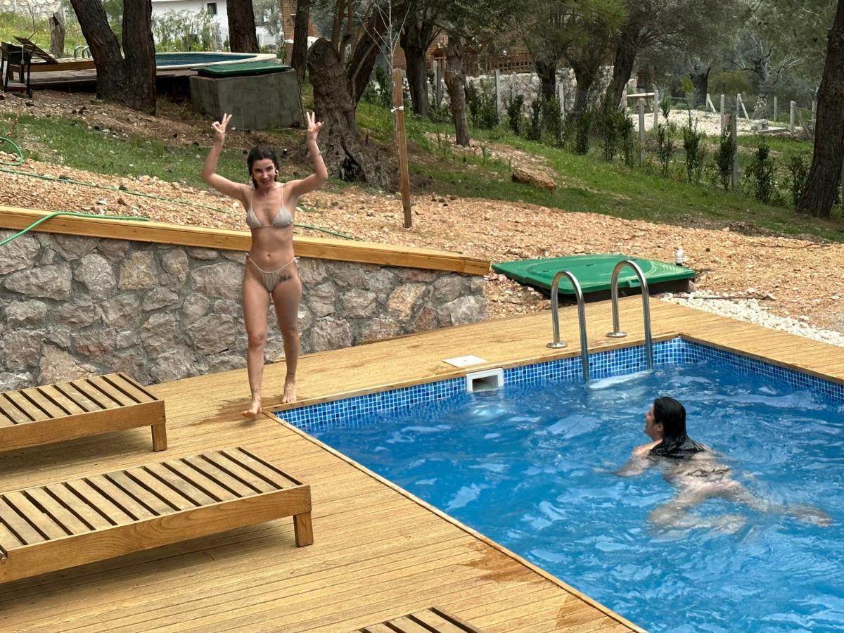 Panurlawoodenhouse Oezel Havuz& Sauna Mavi Екстер'єр фото