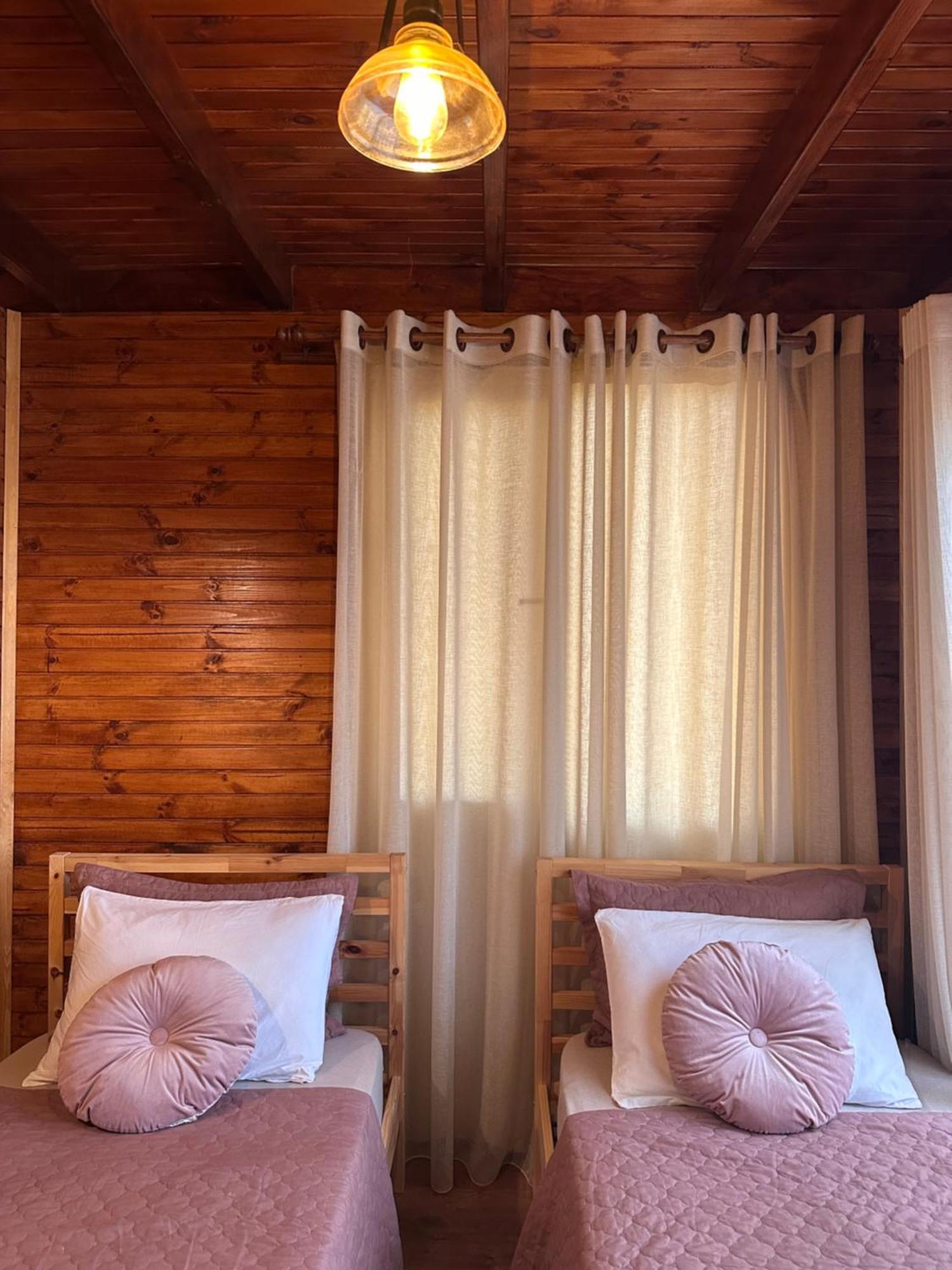 Panurlawoodenhouse Oezel Havuz& Sauna Mavi Екстер'єр фото